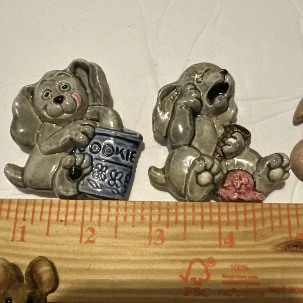 Lot of 7 Vintage 80s/90s Glass Plastic Pig Dog Mouse Refrigerator Magnets Retro